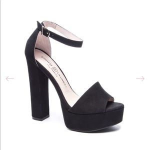 Chinese Laundry Black Suede Heels
